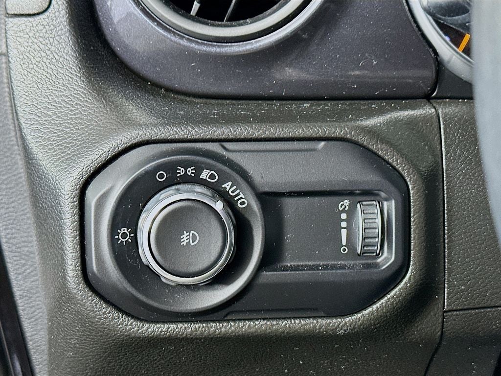 2023 Jeep Wrangler 4-Door Sport Altitude 4x4