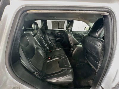 2019 Jeep Cherokee Latitude Plus FWD
