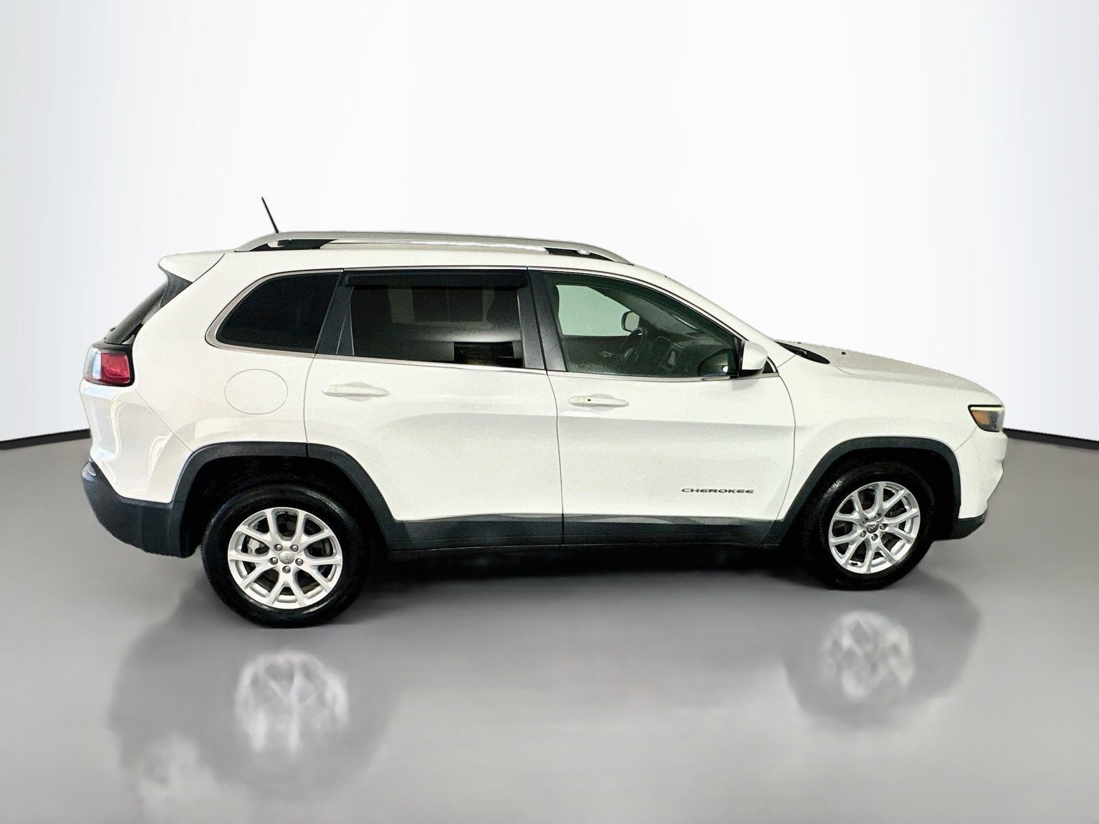 2019 Jeep Cherokee Latitude Plus FWD