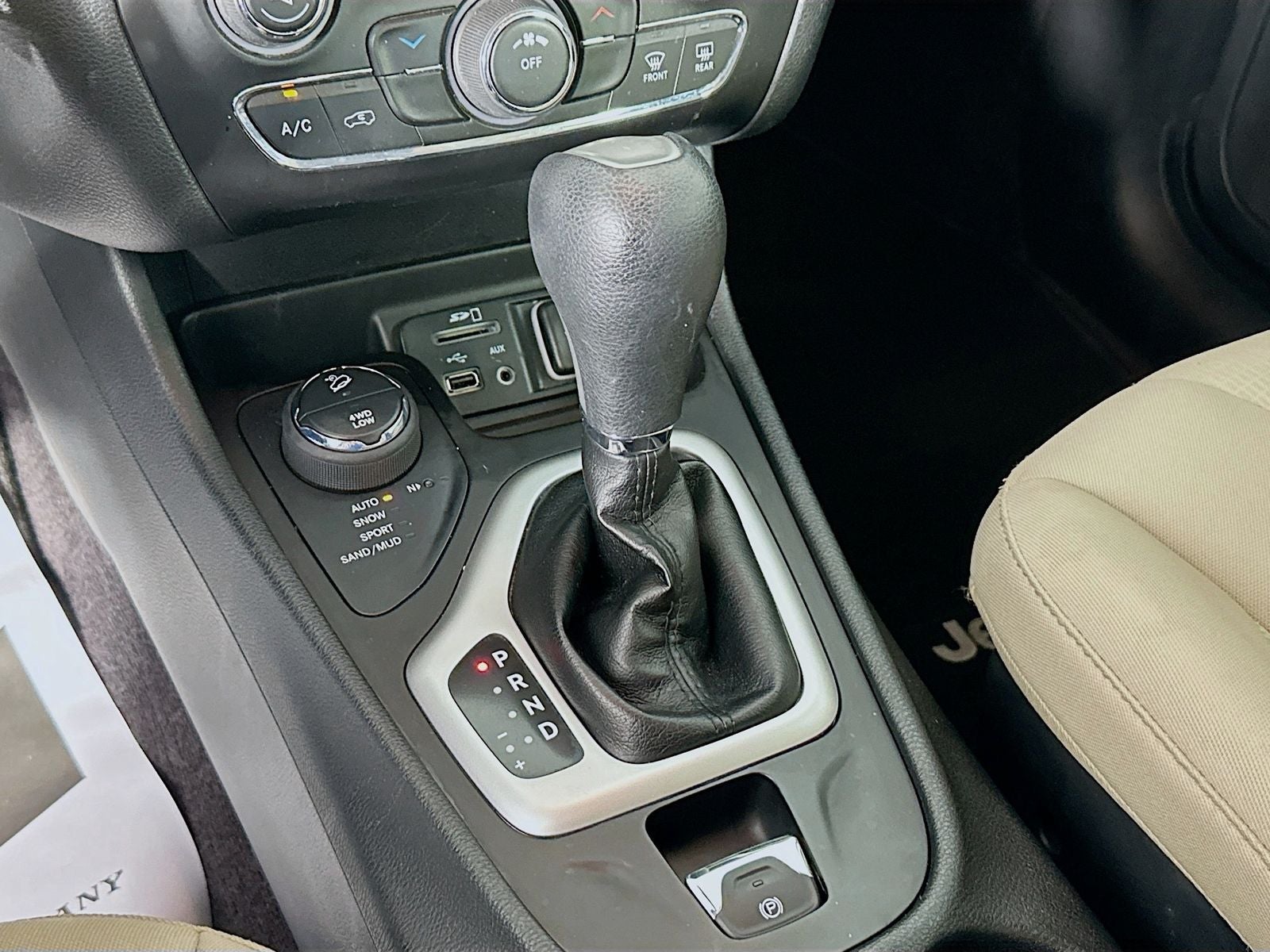 2016 Jeep Cherokee Latitude