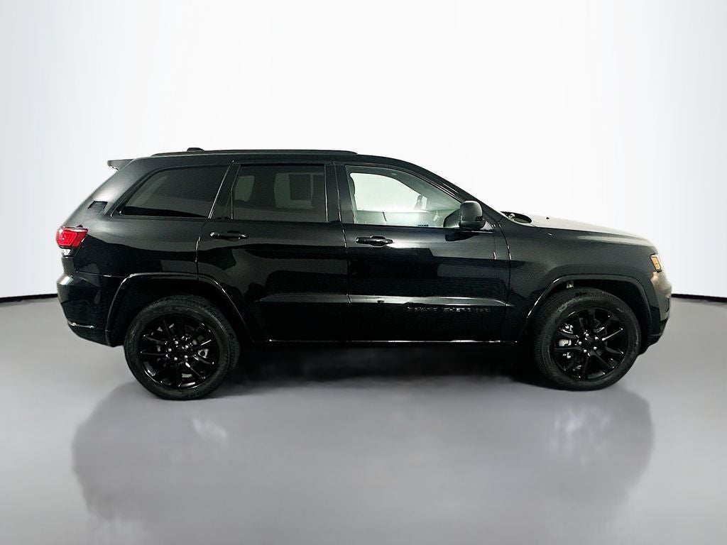 2021 Jeep Grand Cherokee Laredo X 4x4