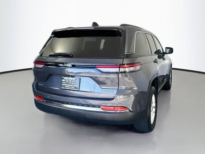 2023 Jeep Grand Cherokee Laredo 4x4