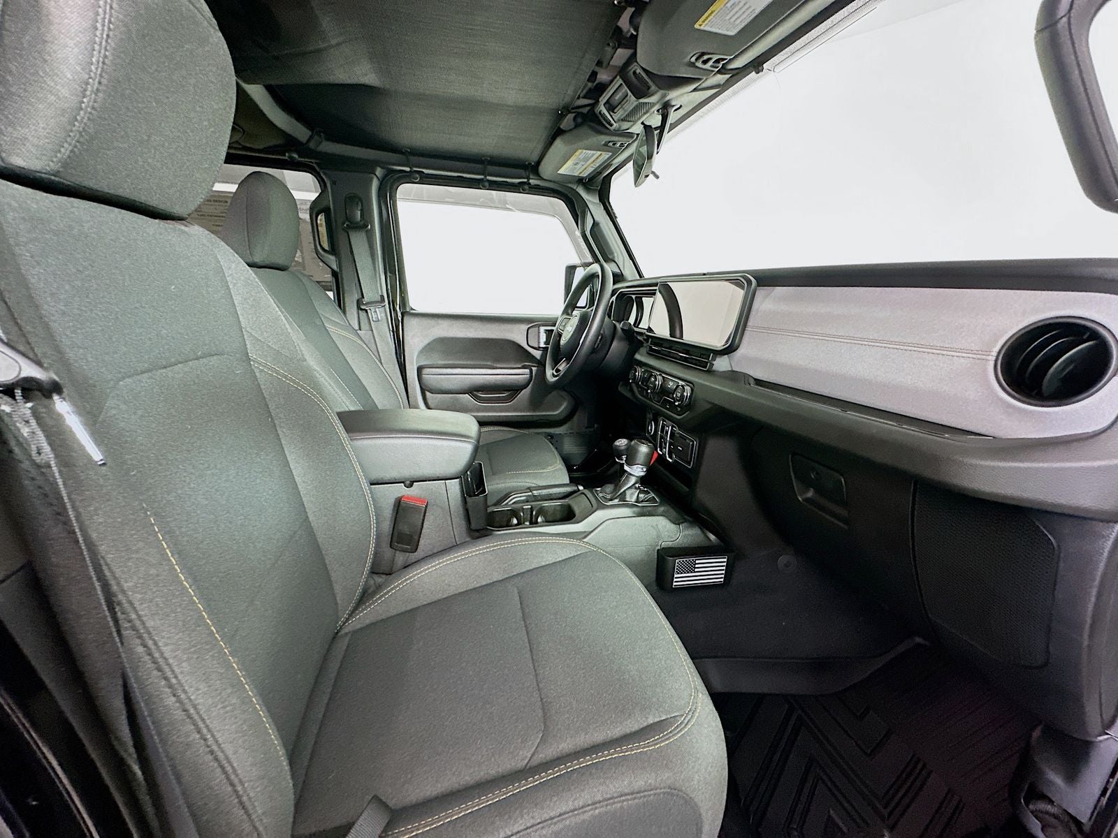 2025 Jeep Gladiator Nighthawk