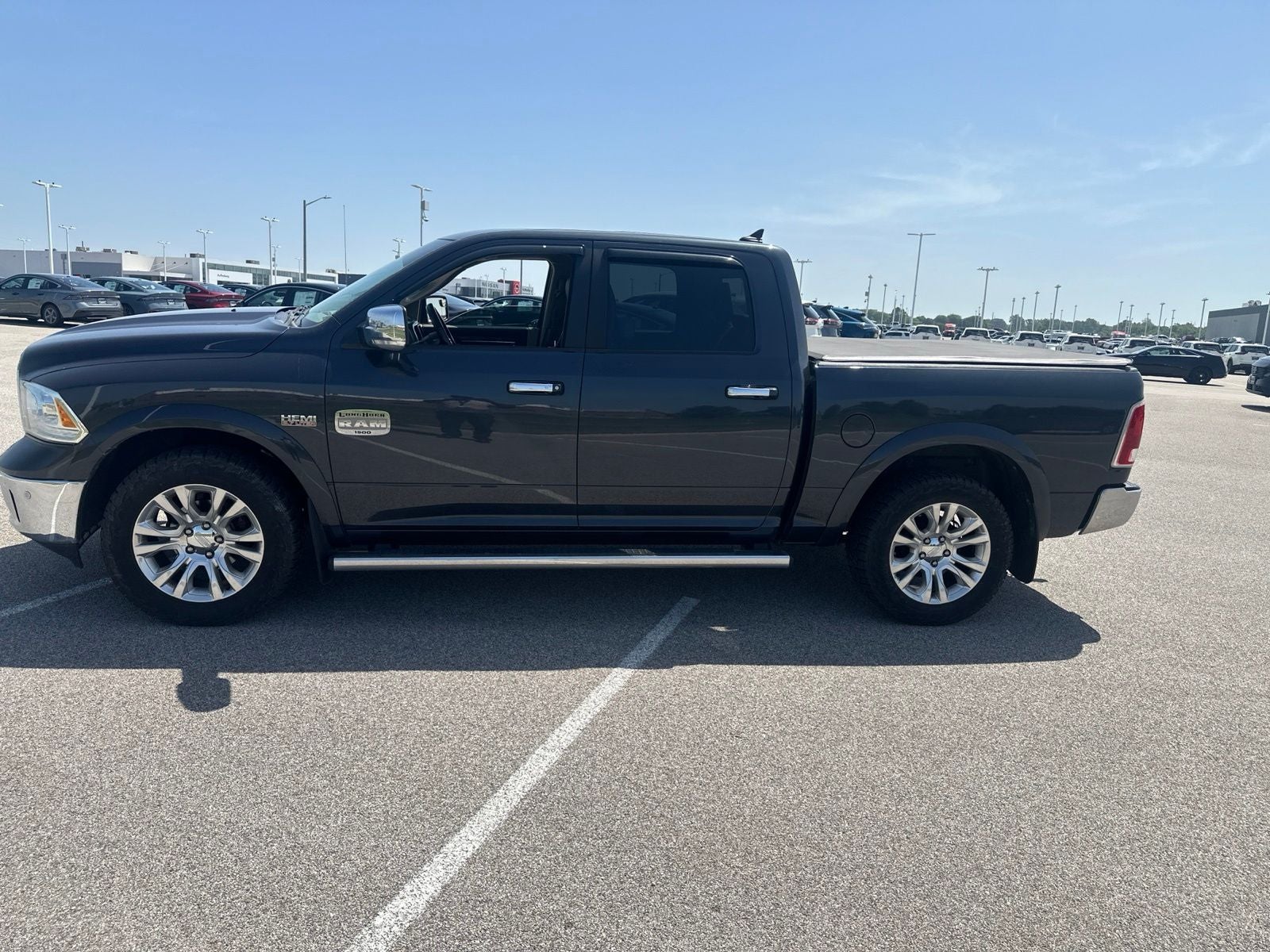 2017 RAM 1500 Longhorn Crew Cab 4x4 5'7' Box