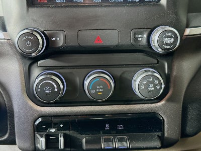 2019 RAM 1500 Big Horn/Lone Star Quad Cab 4x4 6'4' Box