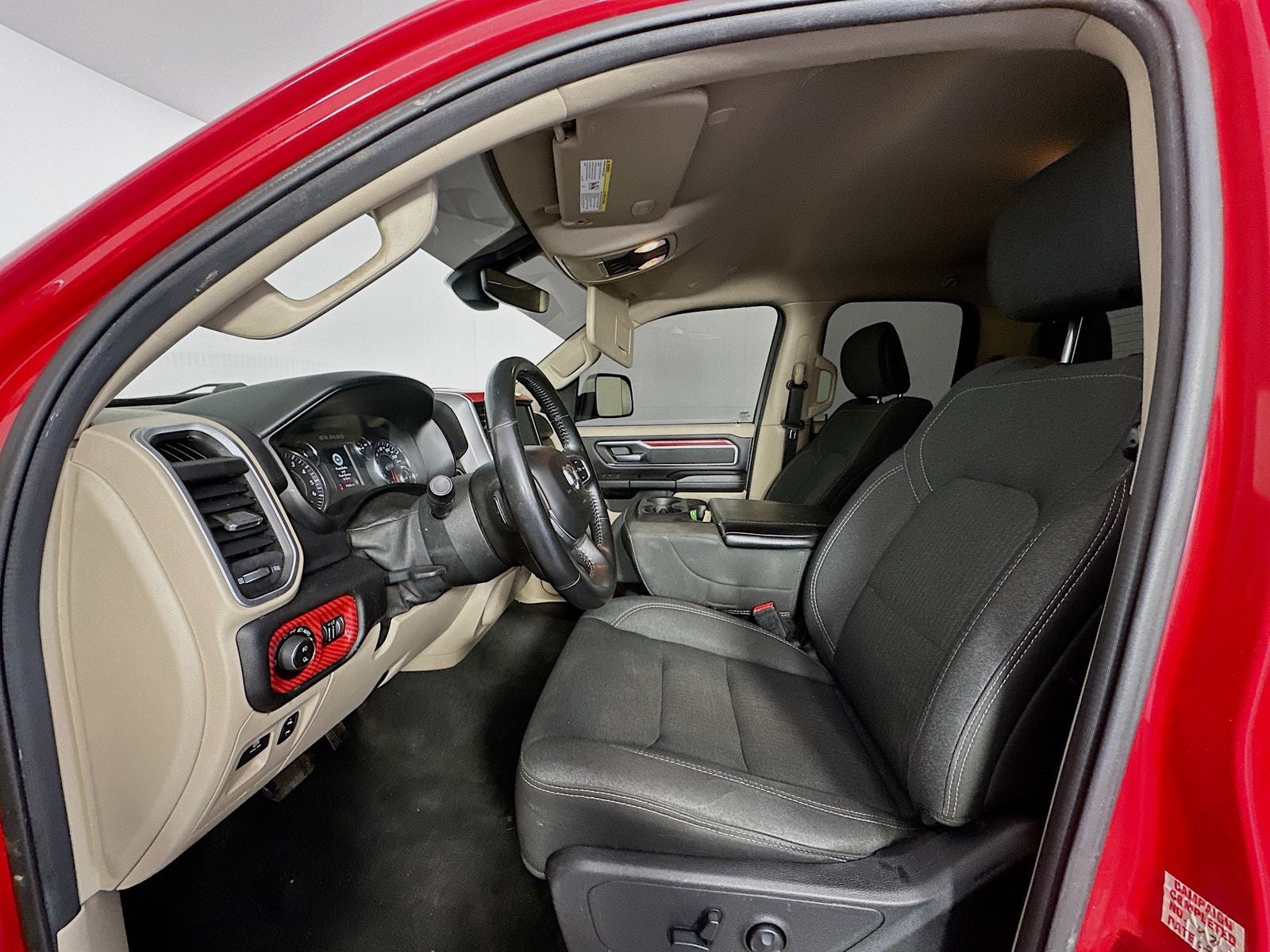 2019 RAM 1500 Big Horn/Lone Star Quad Cab 4x4 6'4' Box