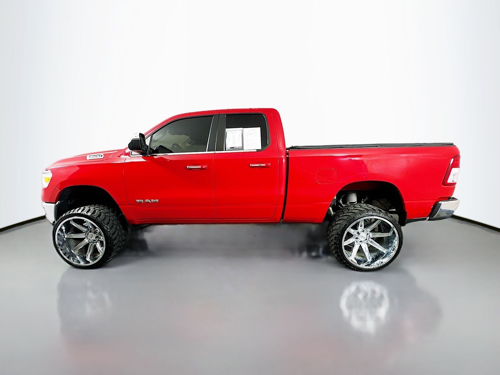 2019 RAM 1500 Big Horn/Lone Star Quad Cab 4x4 6'4' Box