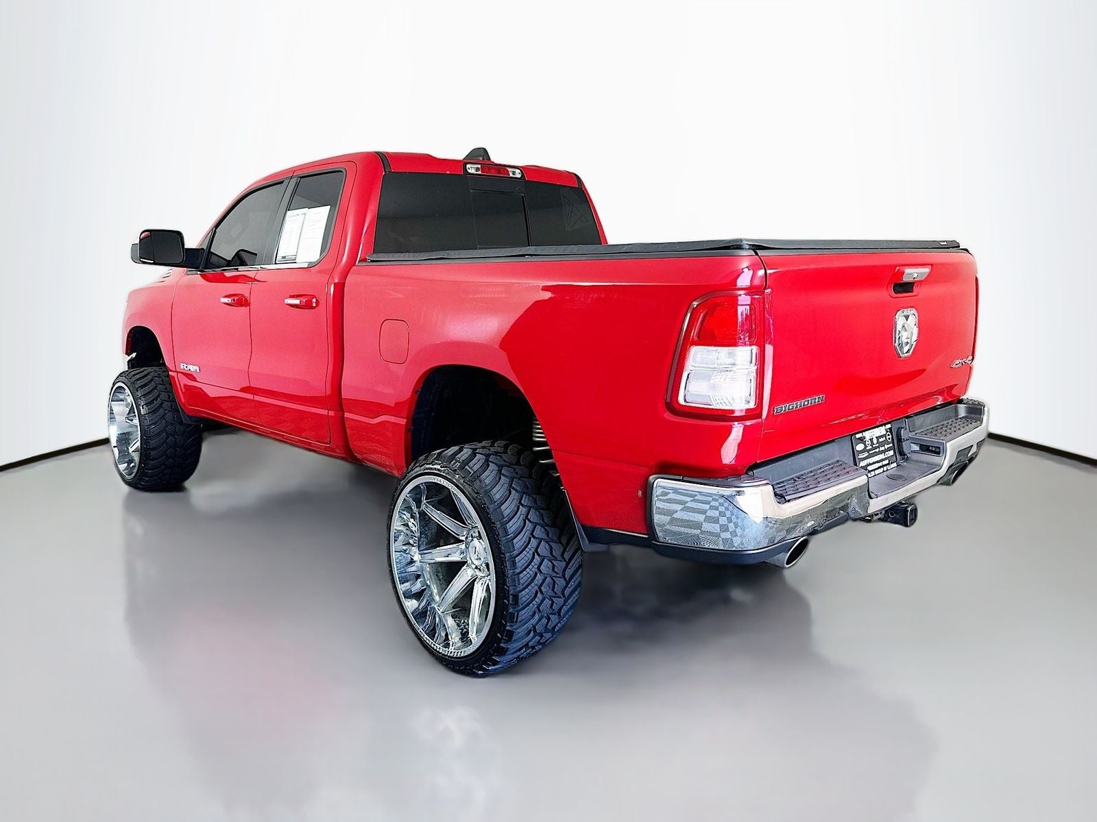 2019 RAM 1500 Big Horn/Lone Star Quad Cab 4x4 6'4' Box