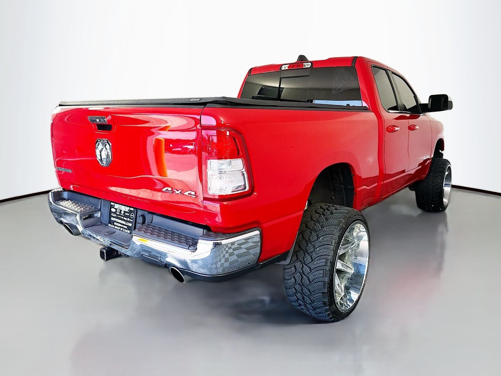 2019 RAM 1500 Big Horn/Lone Star Quad Cab 4x4 6'4' Box