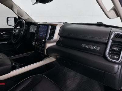 2022 RAM 1500 Laramie Crew Cab 4x4 5'7' Box