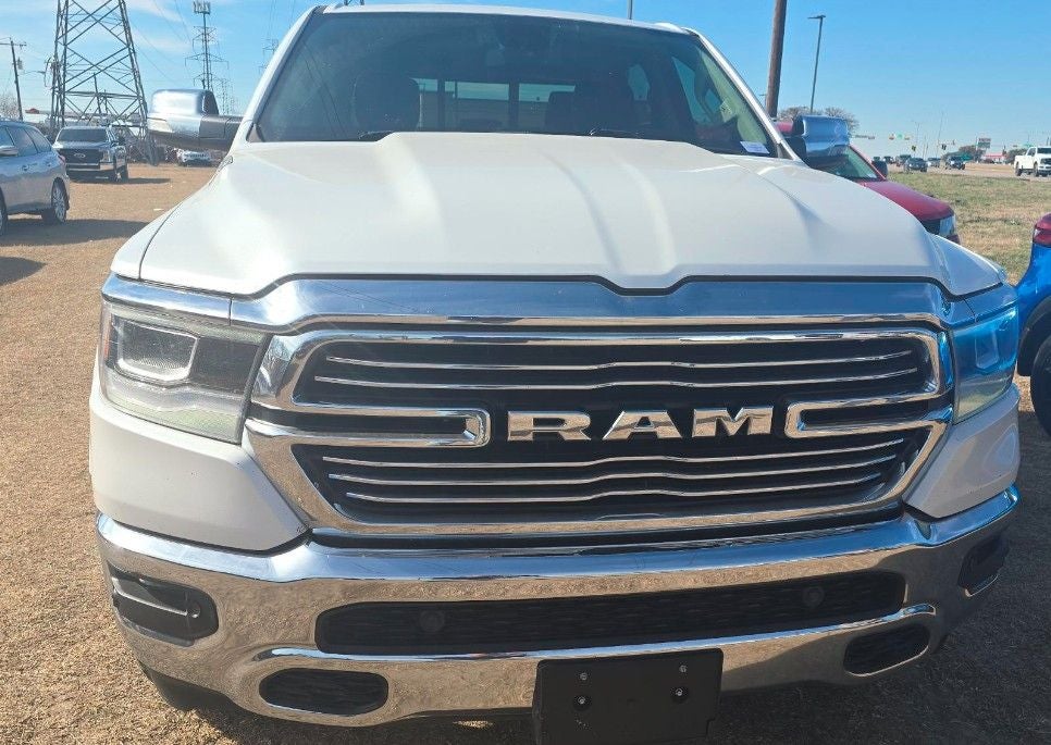 2019 RAM 1500 Laramie Crew Cab 4x4 5'7' Box