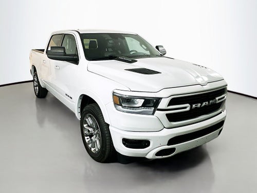 2021 RAM 1500 Laramie Crew Cab 4x4 5'7' Box
