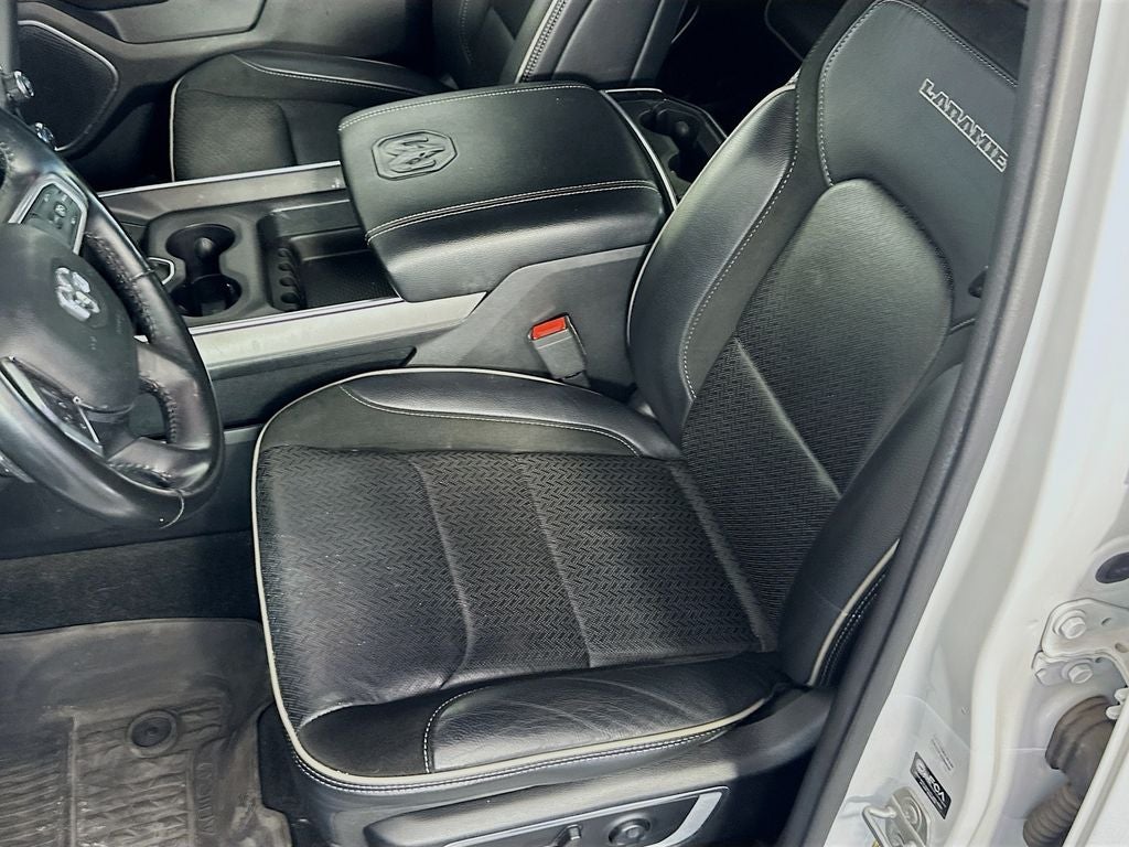 2021 RAM 1500 Laramie Crew Cab 4x4 5'7' Box