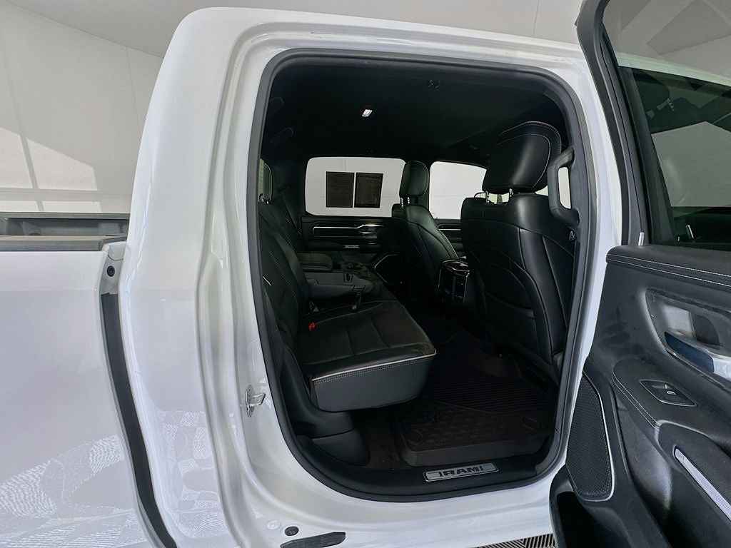 2021 RAM 1500 Laramie Crew Cab 4x4 5'7' Box