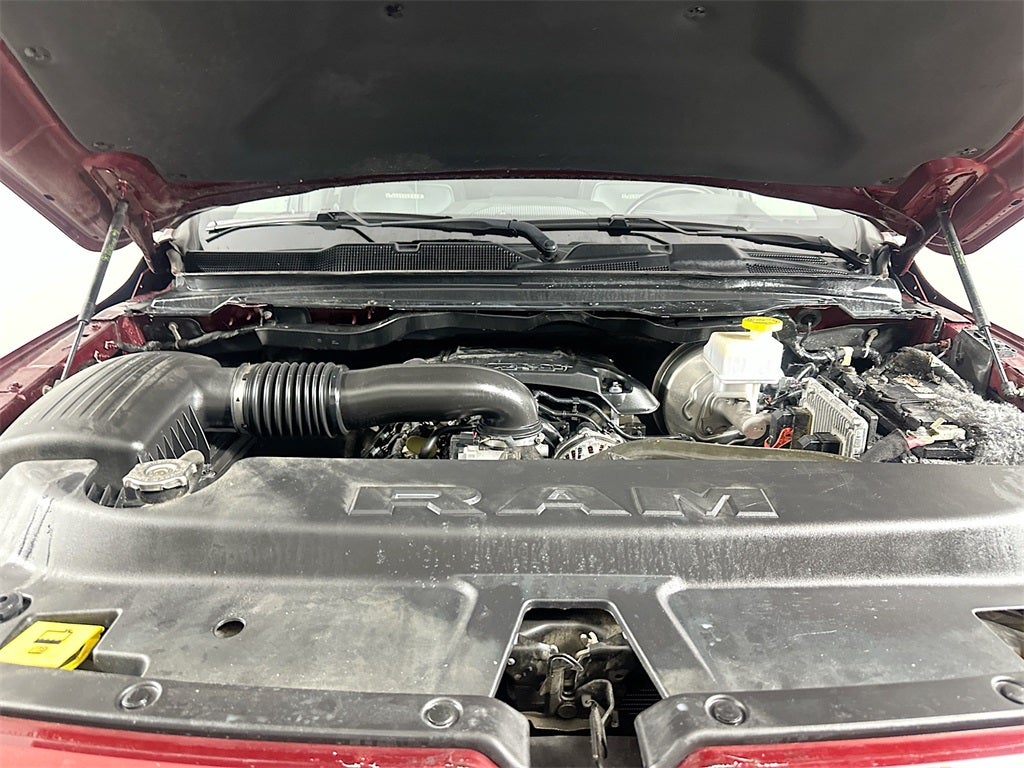 2020 RAM 1500 Laramie Crew Cab 4x4 5'7' Box