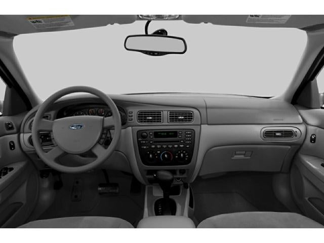 2005 Ford Taurus SE