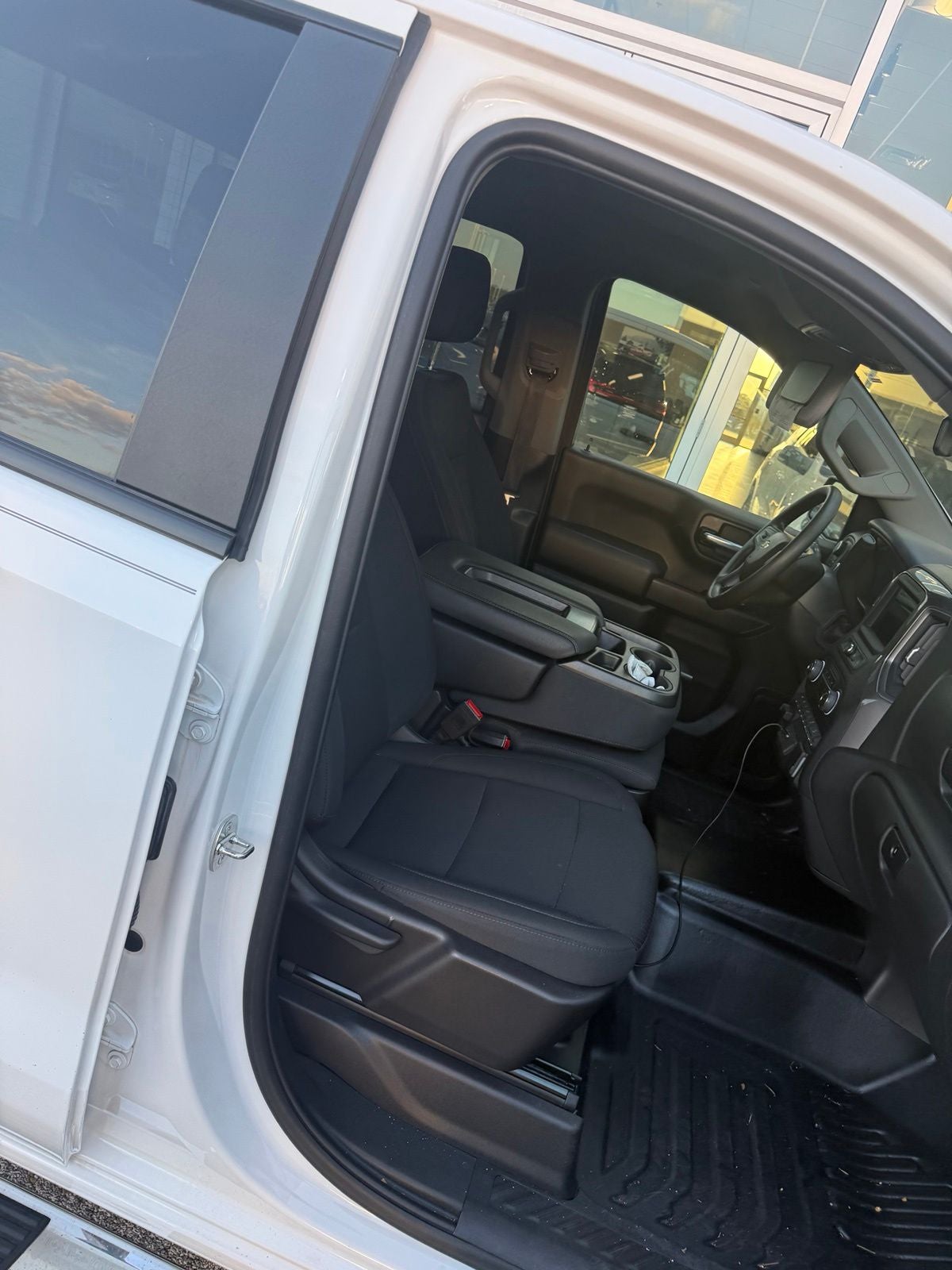 2023 Chevrolet Silverado 1500 4WD Double Cab Standard Bed WT