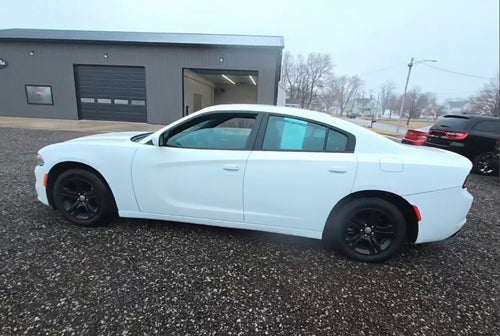 2022 Dodge Charger SXT RWD