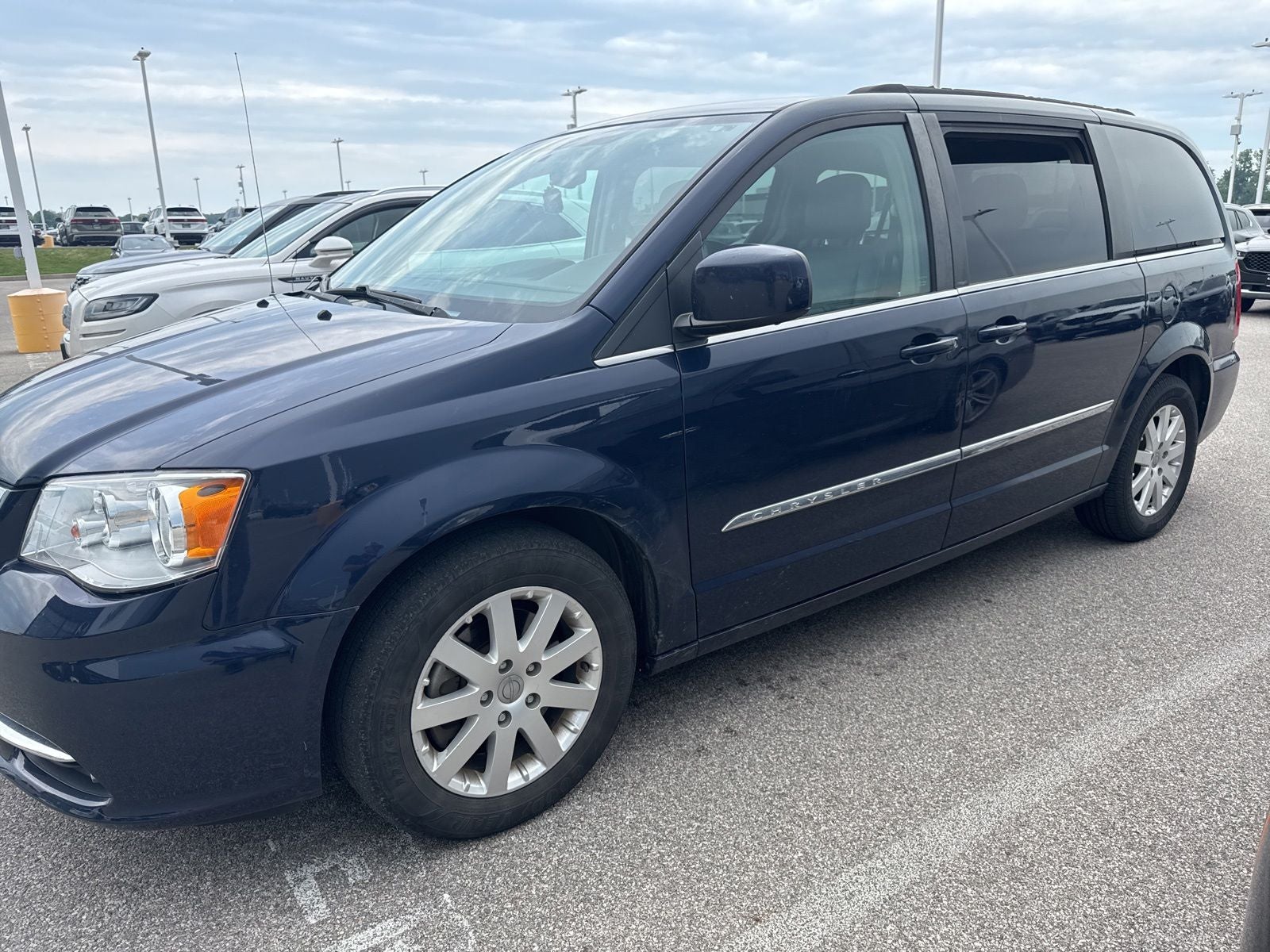 2014 Chrysler Town & Country Touring