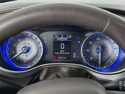 2020 Chrysler Voyager LX