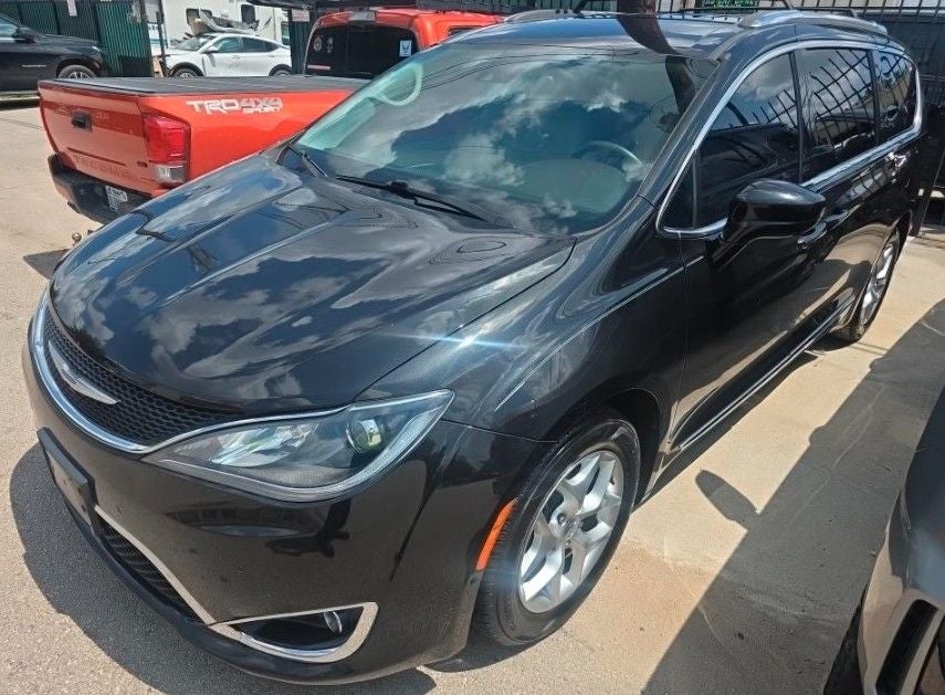 2020 Chrysler Pacifica Touring L Plus