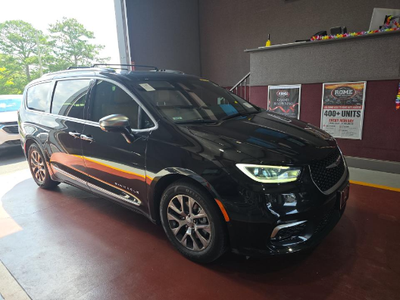 2022 Chrysler Pacifica Hybrid Pinnacle