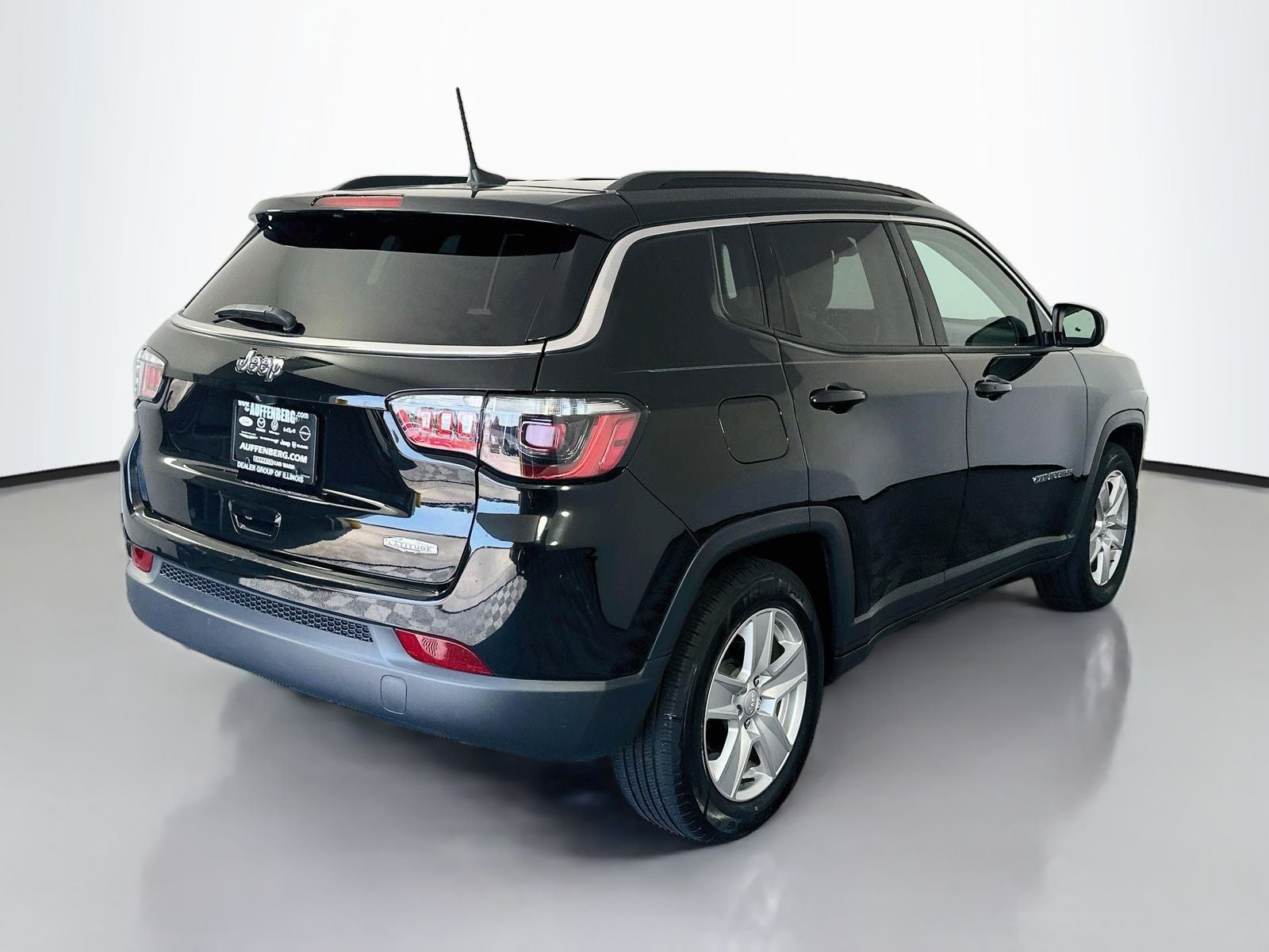 2022 Jeep Compass Latitude FWD
