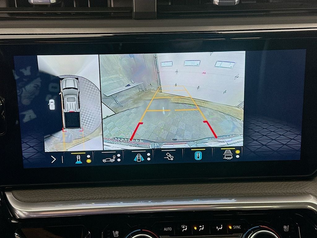 2023 GMC Sierra 1500 4WD Crew Cab Short Box Denali