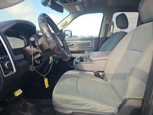 2017 RAM 1500 SLT