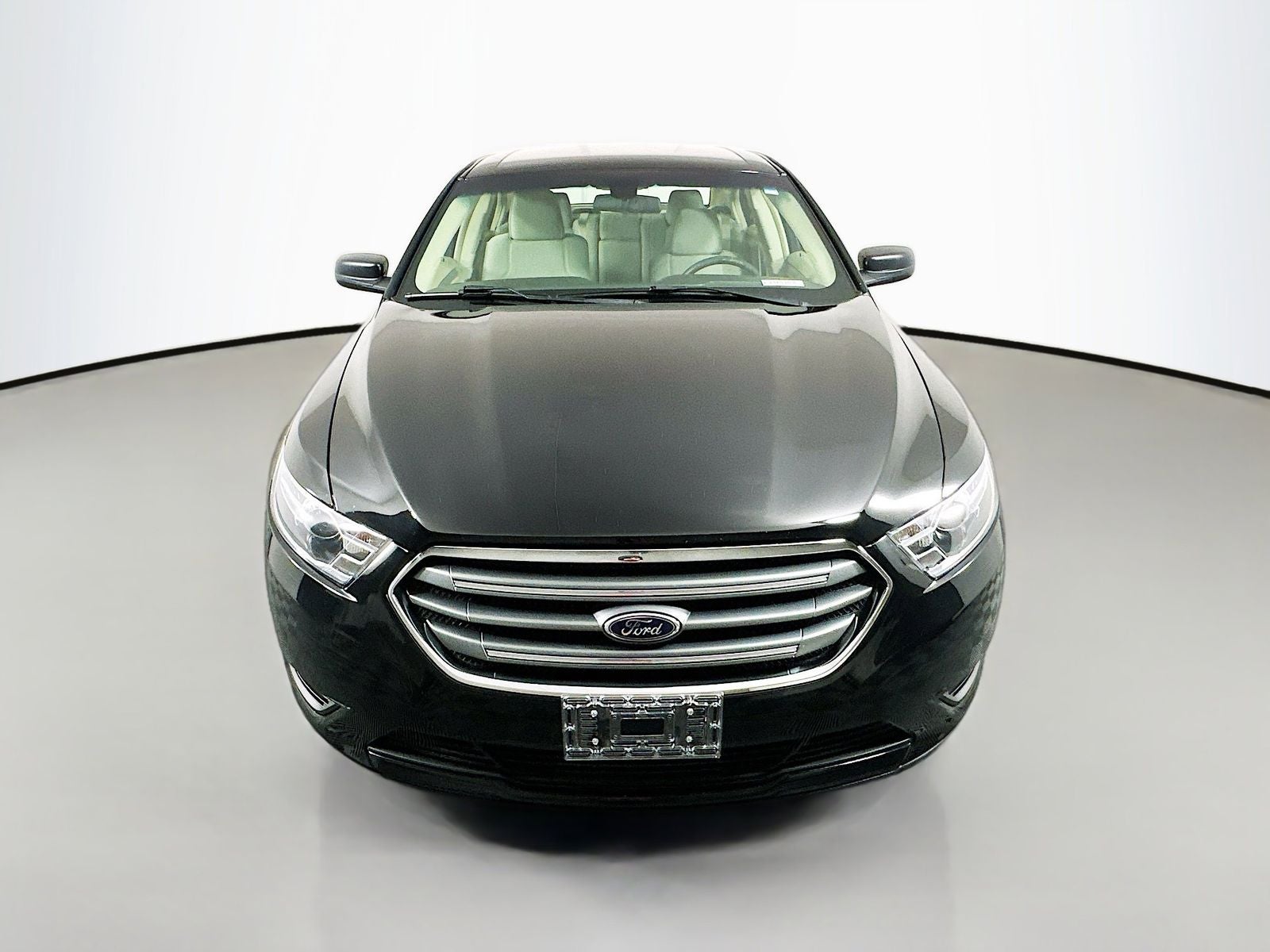 2018 Ford Taurus SE