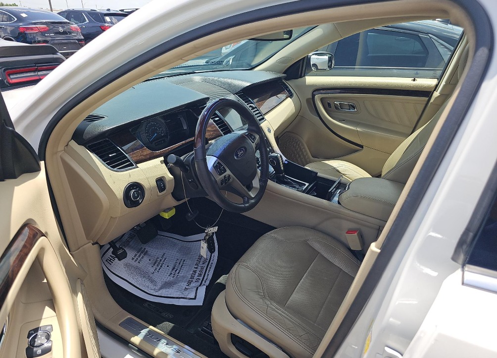 2016 Ford Taurus Limited