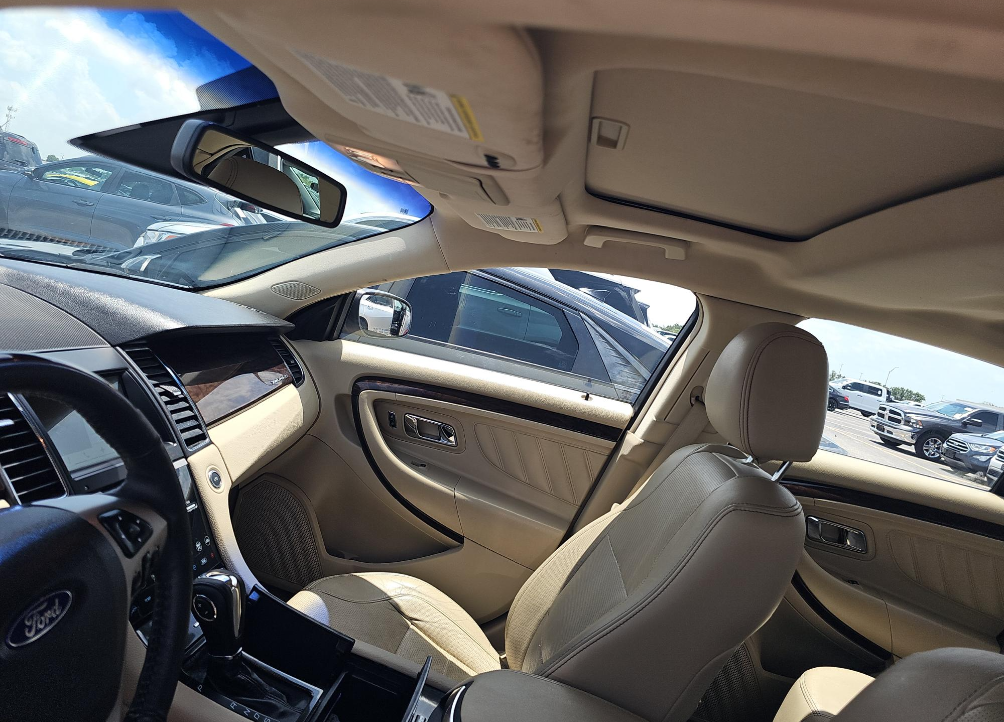 2016 Ford Taurus Limited