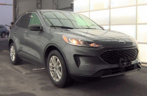 2022 Ford Escape Hybrid SE