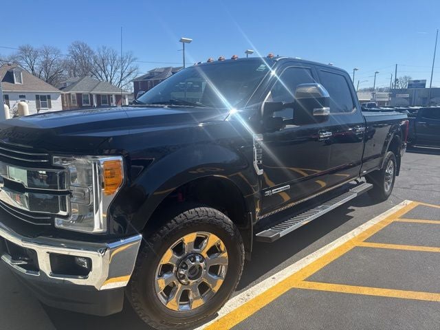 2017 Ford F-350SD Lariat