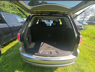 2016 GMC Acadia SLE-1