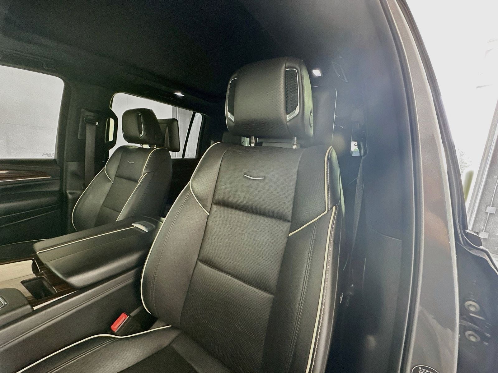 2021 Cadillac Escalade ESV Premium