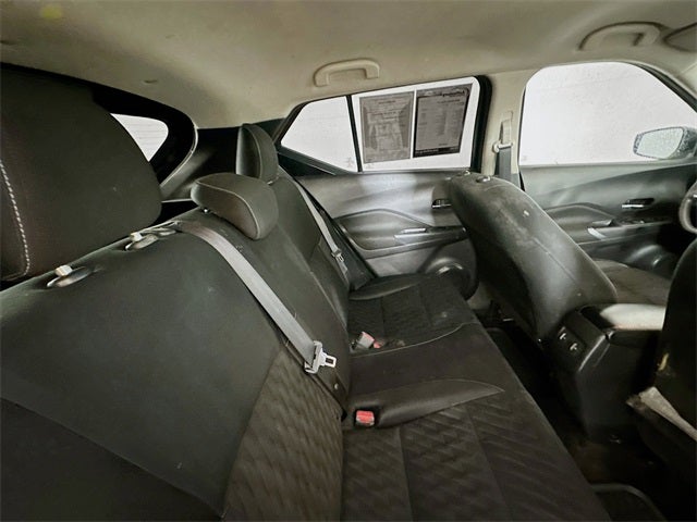 2022 Nissan Kicks SV