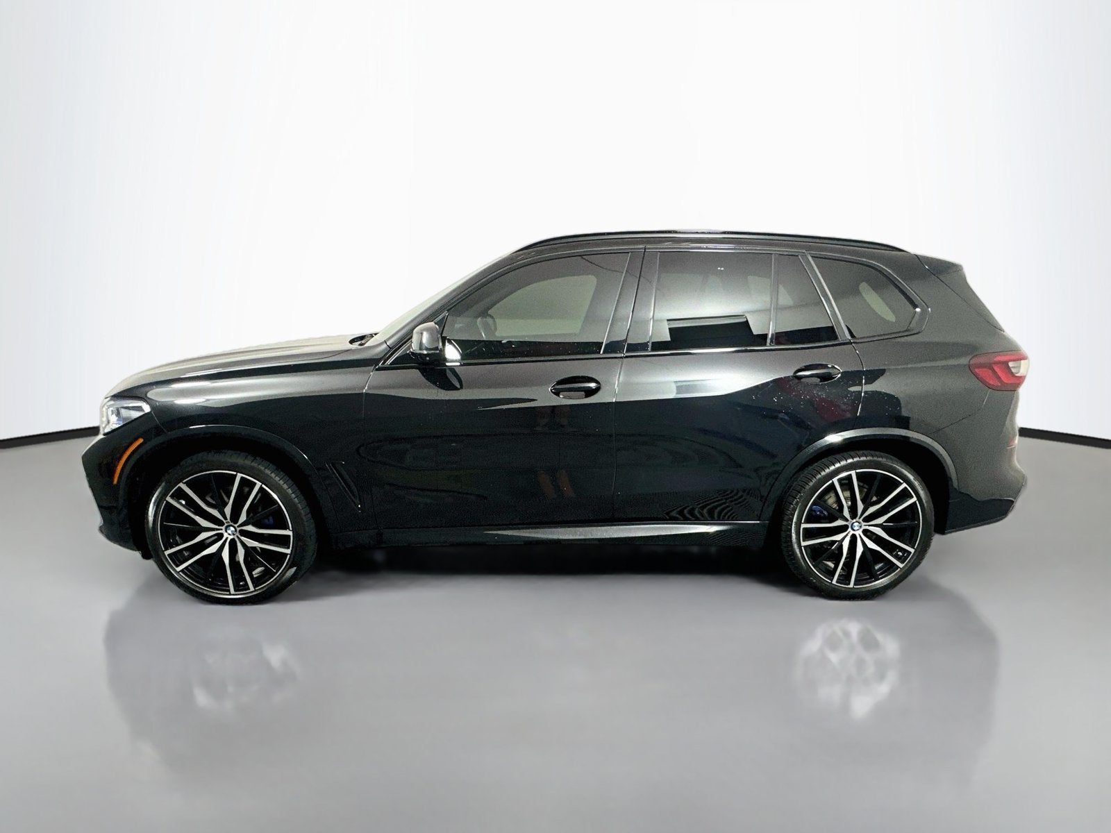 2021 BMW X5 M50i