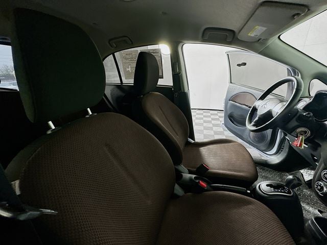 2012 Mitsubishi i-MiEV SE
