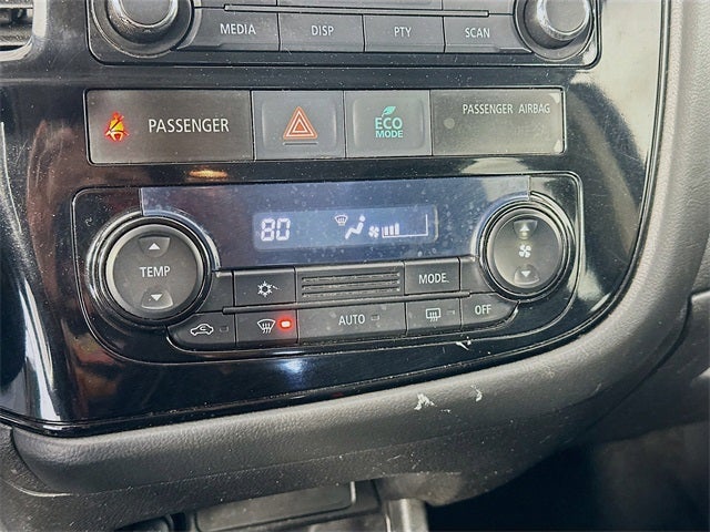 2014 Mitsubishi Outlander ES