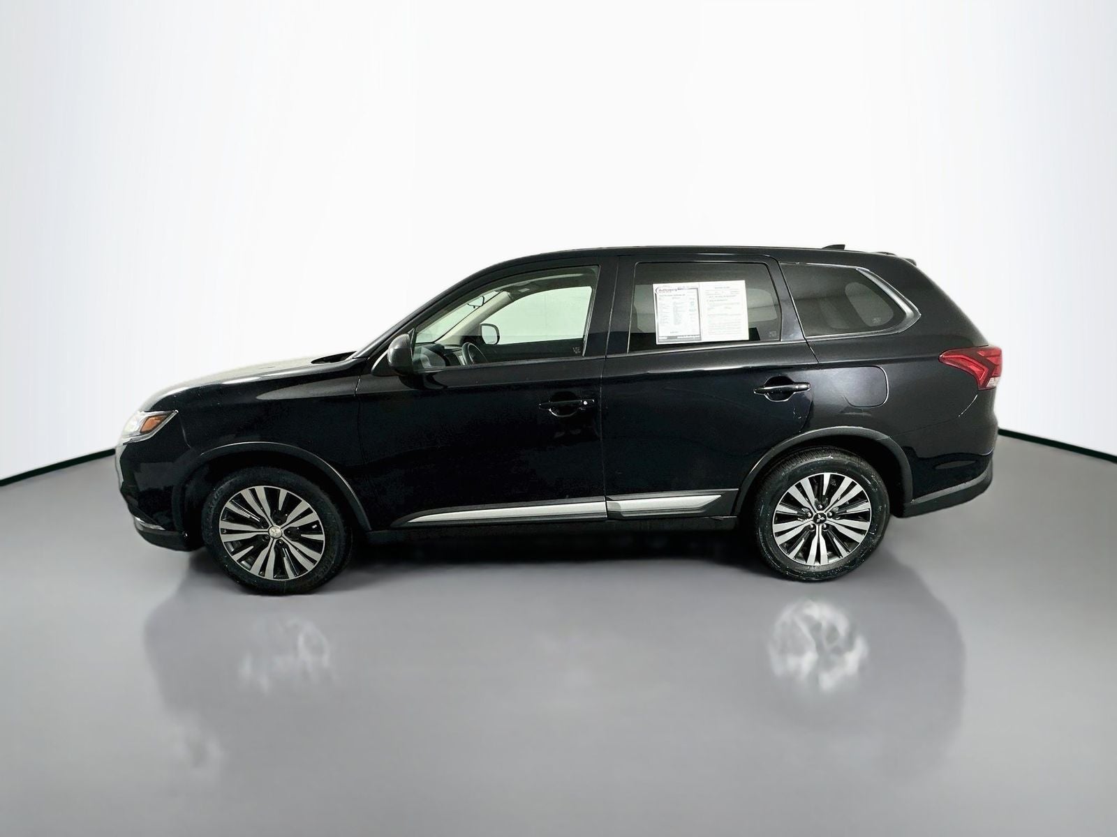 2020 Mitsubishi Outlander ES