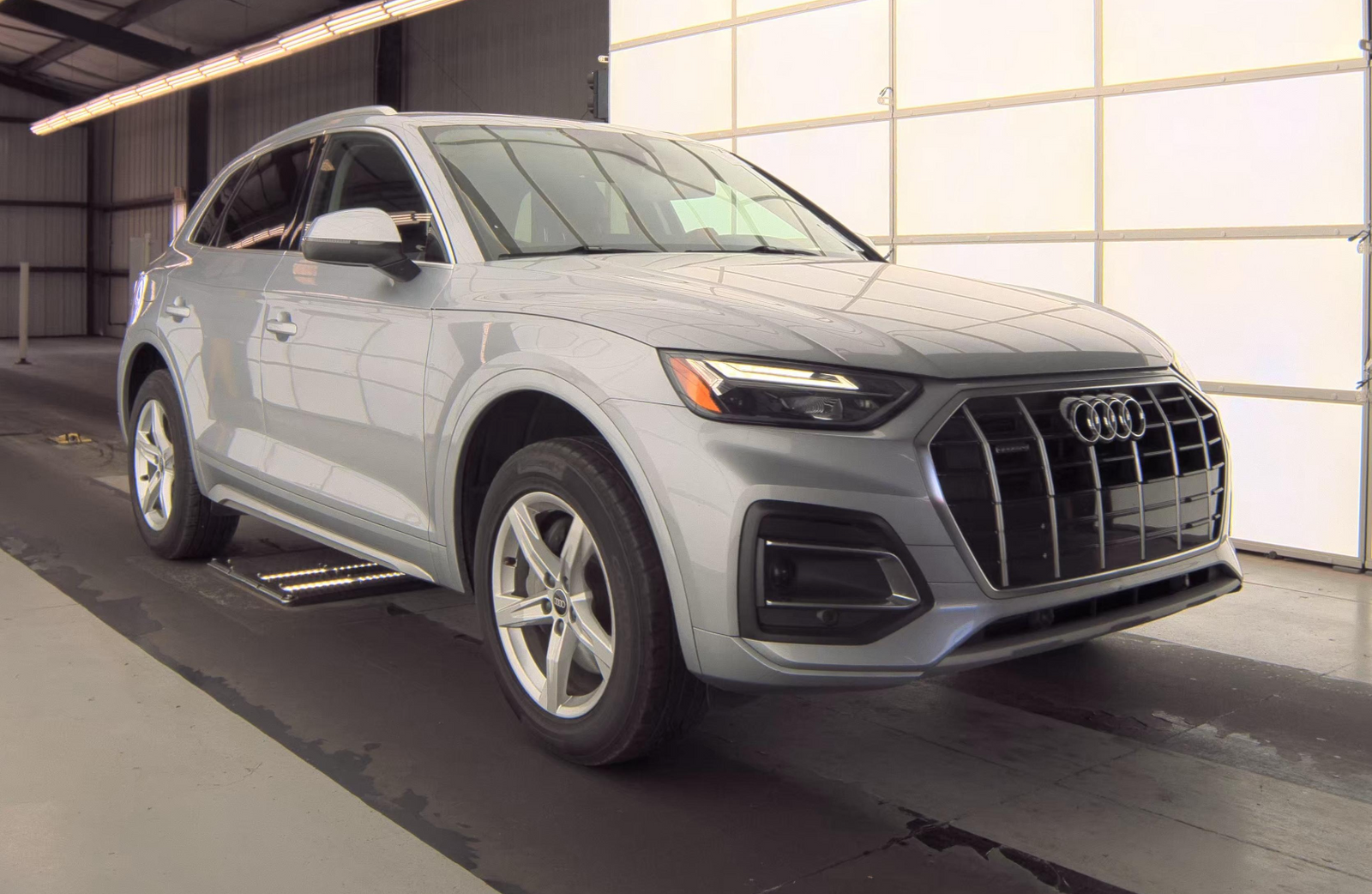 2023 Audi Q5 40 Premium quattro