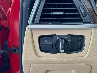 2015 BMW 3 Series 320i