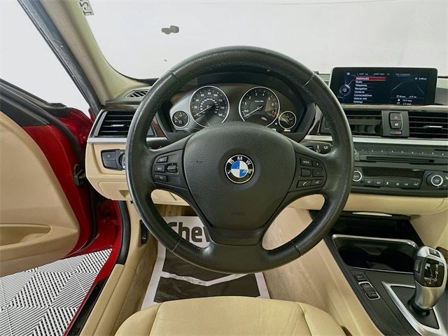 2015 BMW 3 Series 320i
