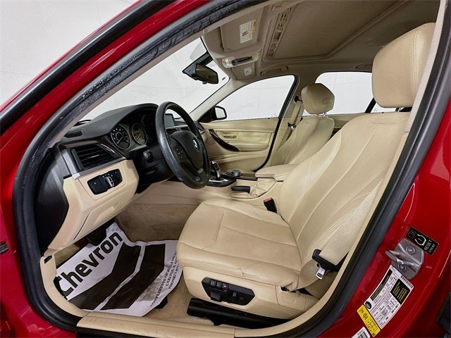 2015 BMW 3 Series 320i