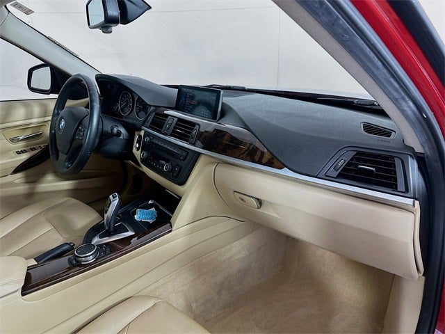 2015 BMW 3 Series 320i