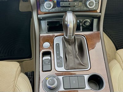 2016 Volkswagen Touareg VR6 FSI Lux