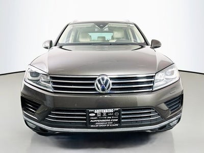 2016 Volkswagen Touareg VR6 FSI Lux