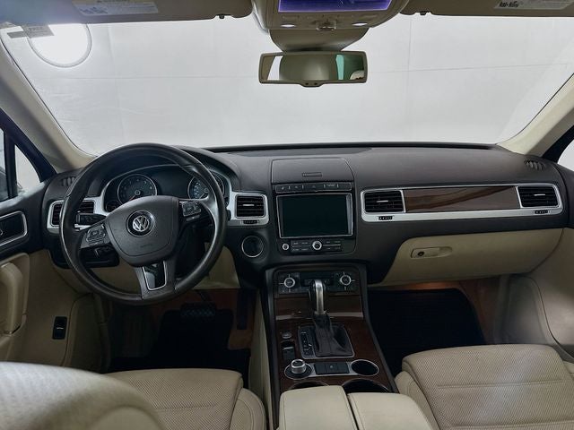 2016 Volkswagen Touareg VR6 FSI Lux