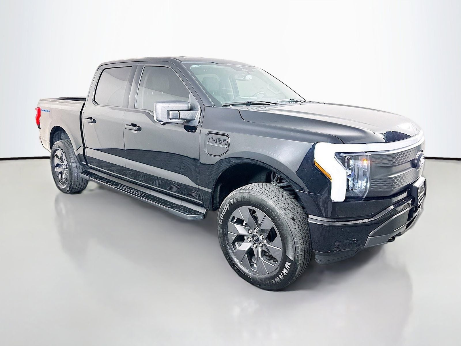 2023 Ford F-150 Lightning XLT